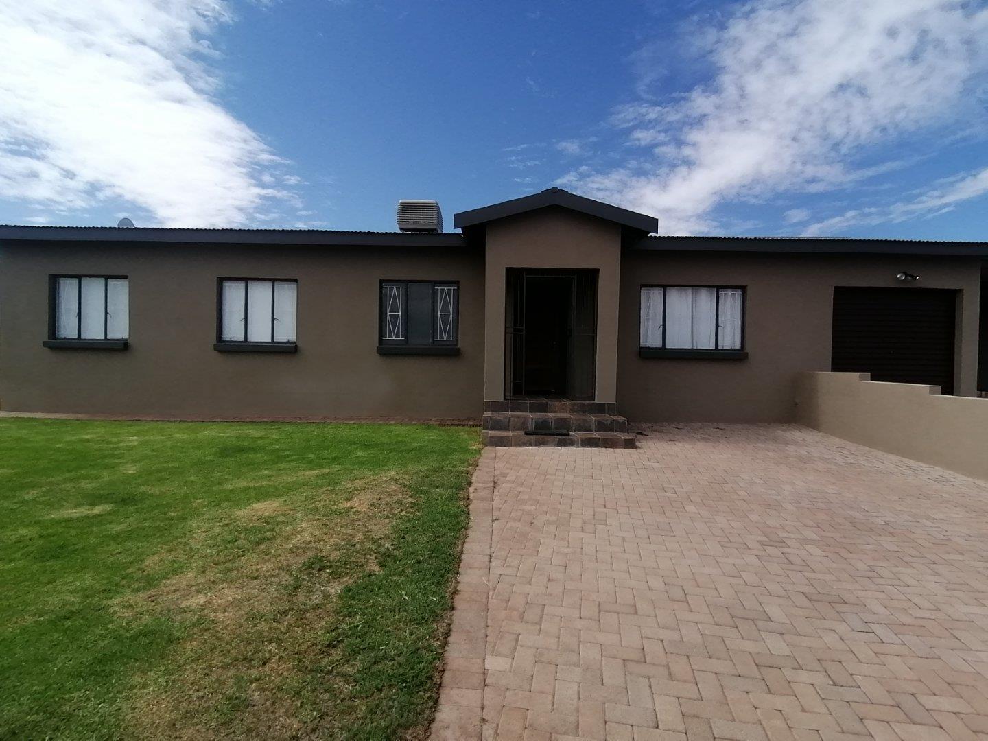 4 Bedroom Property for Sale in Keidebees Northern Cape